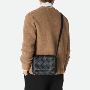 $3100 BOTTEGA VENETA Black Leather Woven Flap Crossbody Bag Unisex